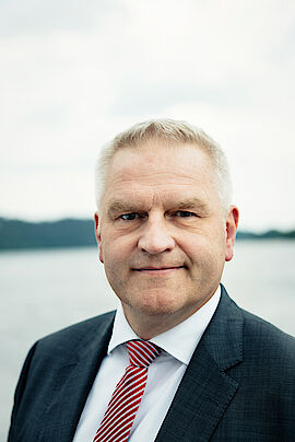 Dr Maik Tiedemann, DMT GROUP, CEO