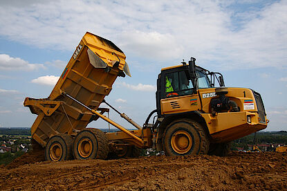 Recultivation of a landfill site, Deponie Schleswig, Germany